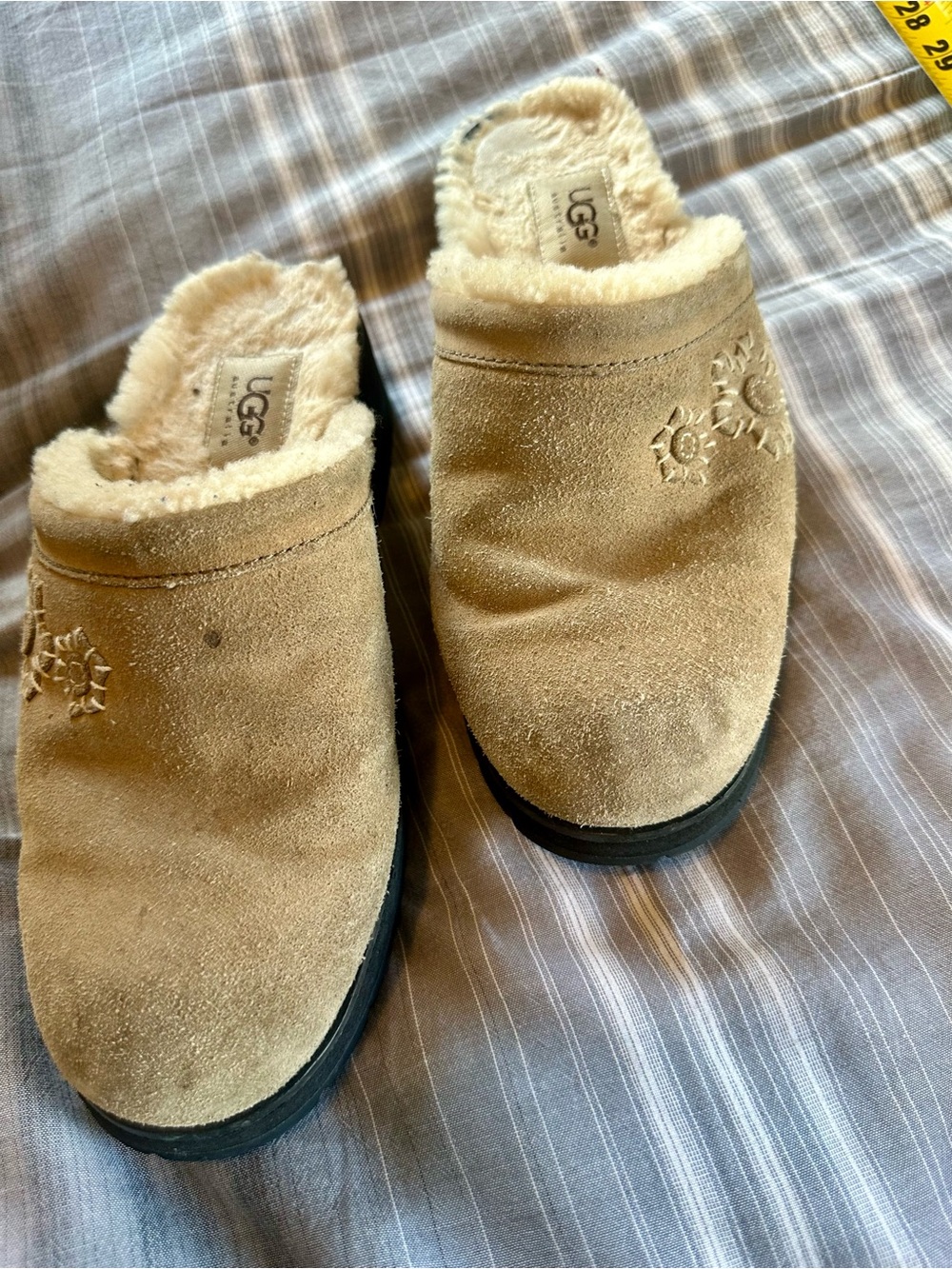 UGG Women's Tan Suede Shearling Mule Slippers